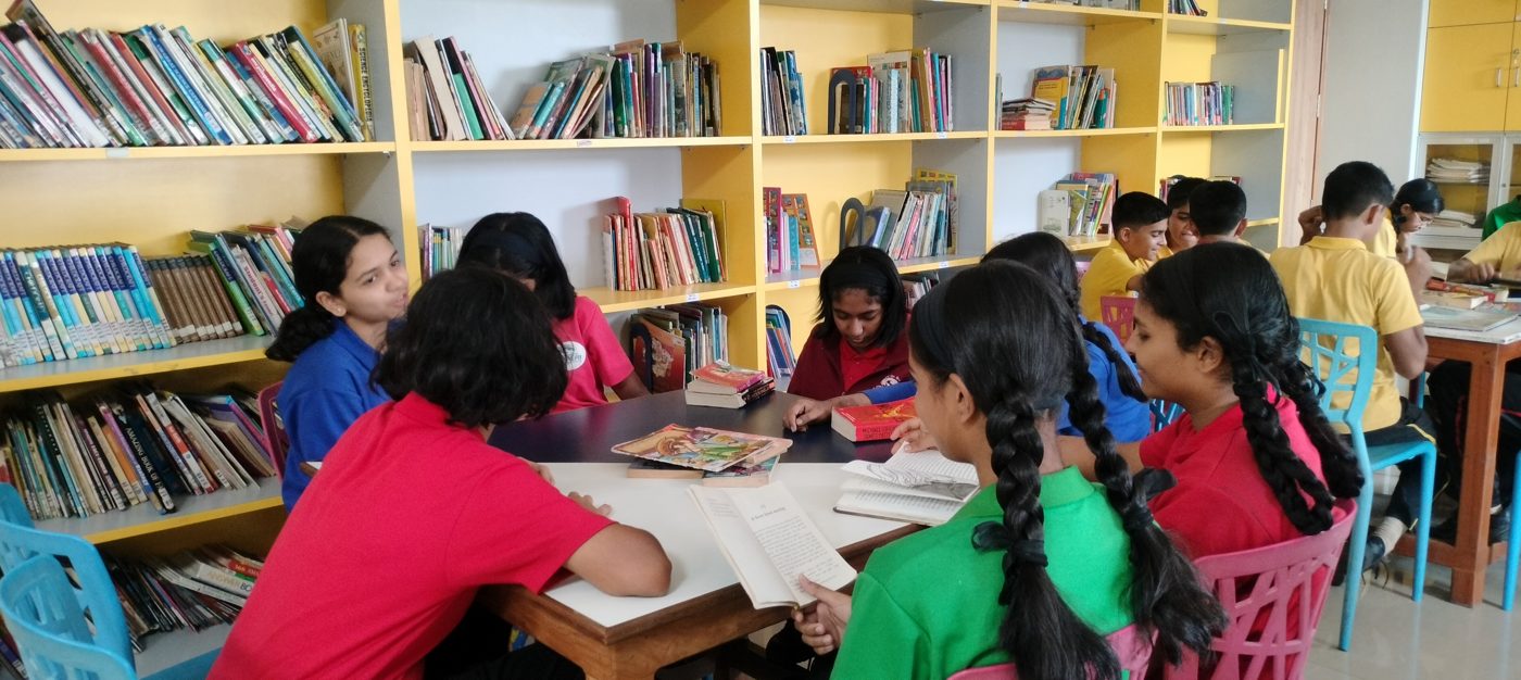 Library at Dr. Kalmadi Shamarao High School, Baner