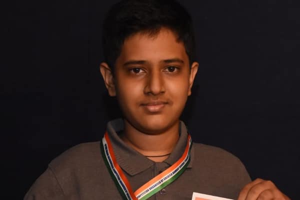 Aryansingh received a Bronze medal in Dr. Homi Bhabha Balvaidnyanik Competition.