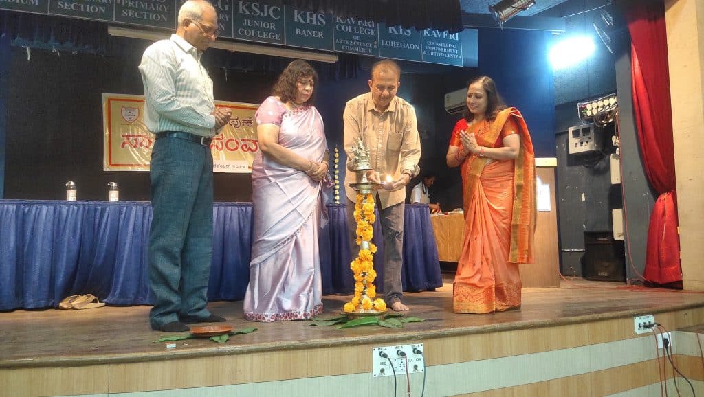 Literary Dialogue Program (4)