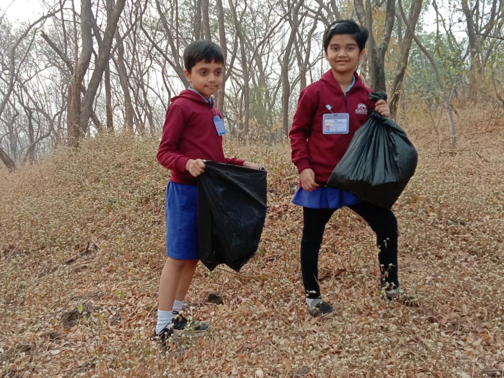 Sr.KG. father child trek (10)