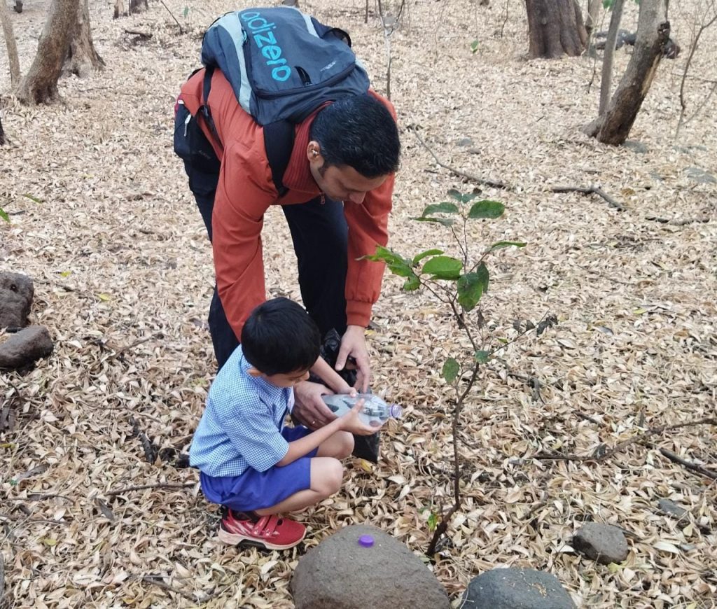 Sr.KG. father child trek (12)