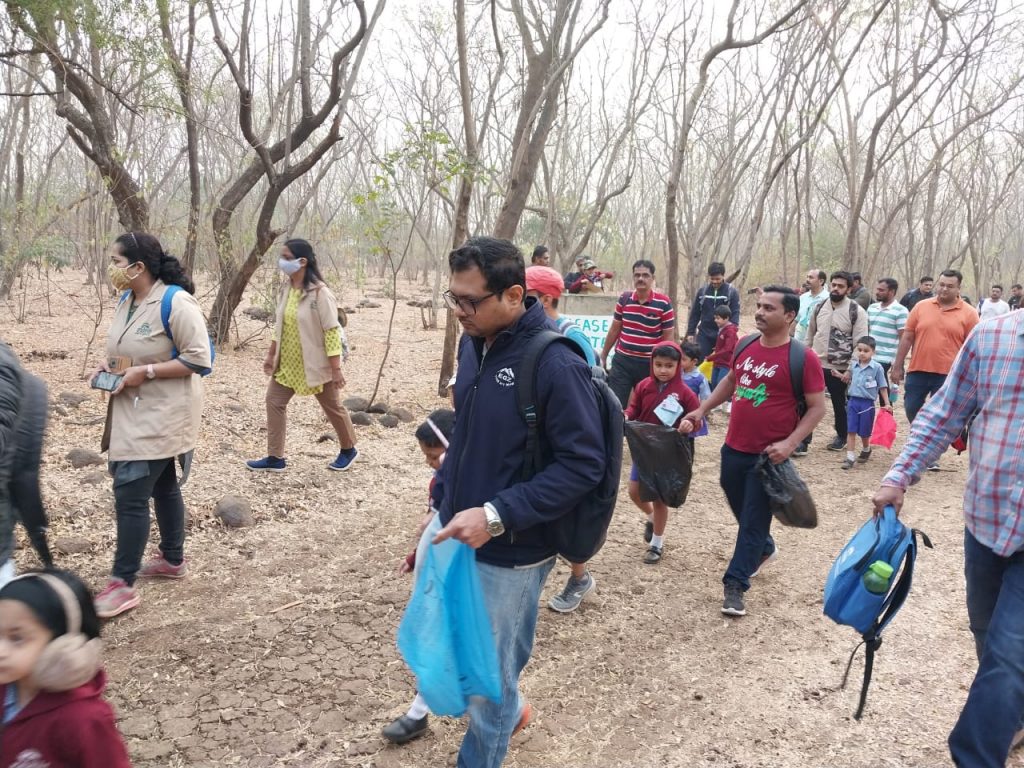 Sr.KG. father child trek (8)